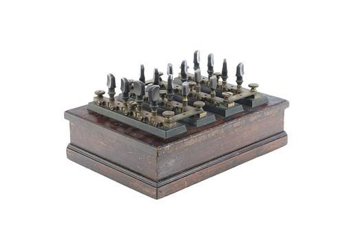 Boîte de résistances à fiches 2 