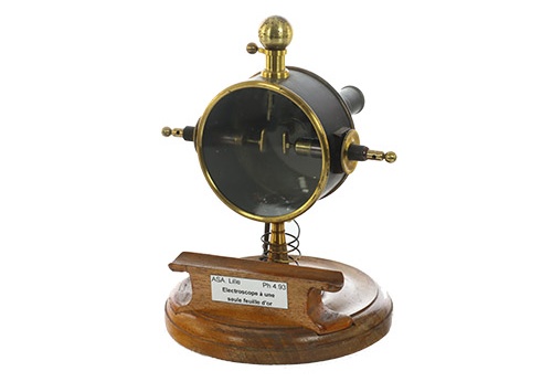 Electroscope à une seule feuille d'or